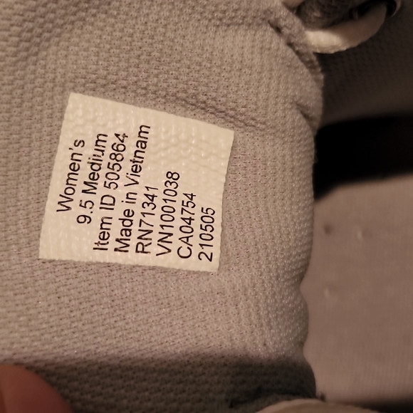 L.L Bean Comfort Fitness Walking Shoes, Gray Suede Mesh - Size 9.5M - Picture 5 of 7